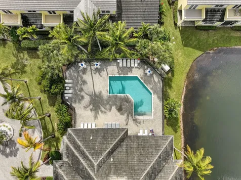 906 Mariner Bay Boulevard Hutchinson Island FL 34949