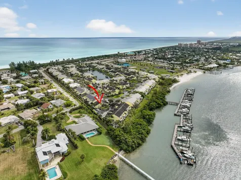 906 Mariner Bay Boulevard Hutchinson Island FL 34949