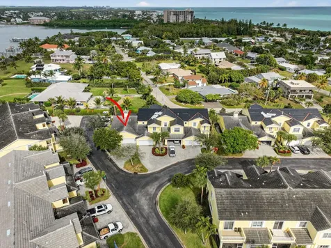 906 Mariner Bay Boulevard Hutchinson Island FL 34949