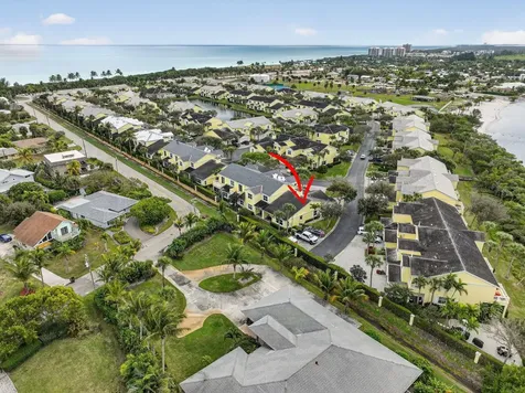 906 Mariner Bay Boulevard Hutchinson Island FL 34949