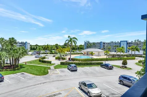 3031 Lincoln B Boca Raton FL 33434