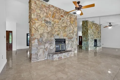 19811 W Oakmont Drive Hialeah FL 33015