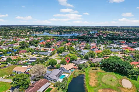 19811 W Oakmont Drive Hialeah FL 33015