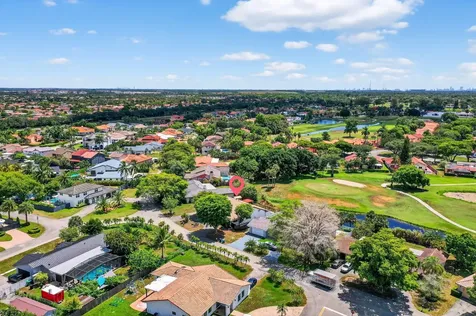 19811 W Oakmont Drive Hialeah FL 33015