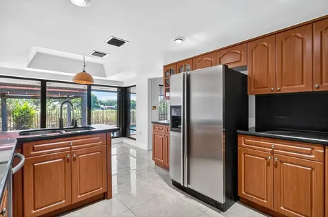 19811 W Oakmont Drive Hialeah FL 33015