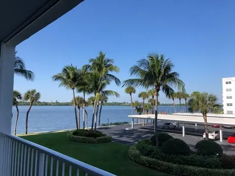 2860 S Ocean Boulevard Palm Beach FL 33480