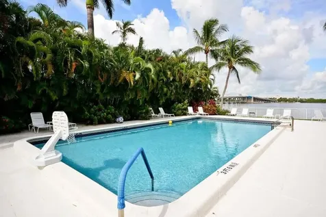 2860 S Ocean Boulevard Palm Beach FL 33480