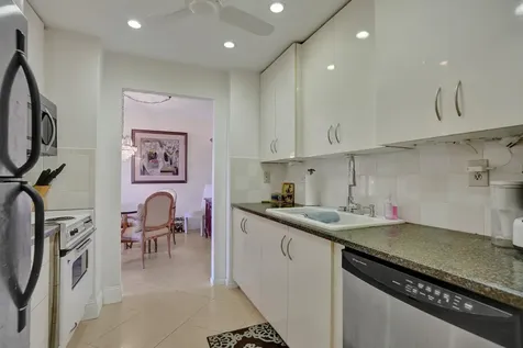 250 Ne 20th Street Boca Raton FL 33431