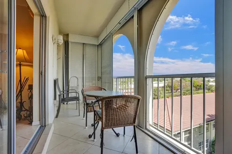 250 Ne 20th Street Boca Raton FL 33431
