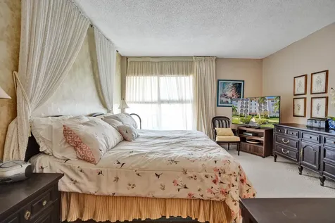 250 Ne 20th Street Boca Raton FL 33431