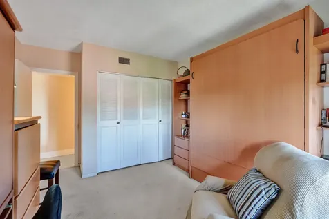 250 Ne 20th Street Boca Raton FL 33431