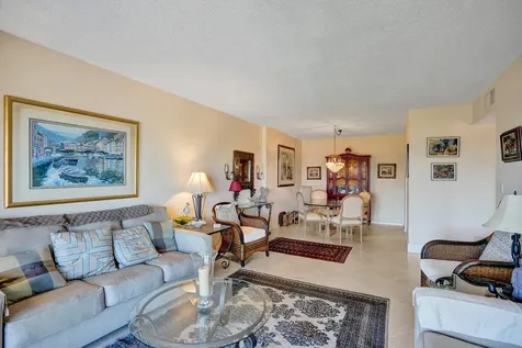 250 Ne 20th Street Boca Raton FL 33431