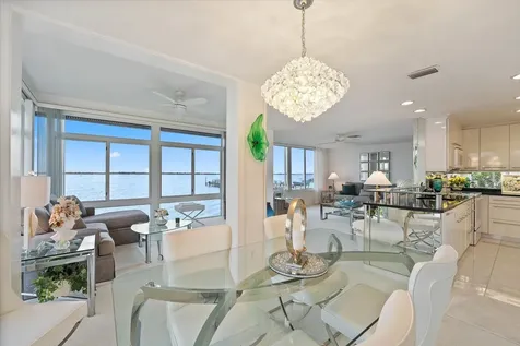 2370 Ne Ocean Boulevard Stuart FL 34996