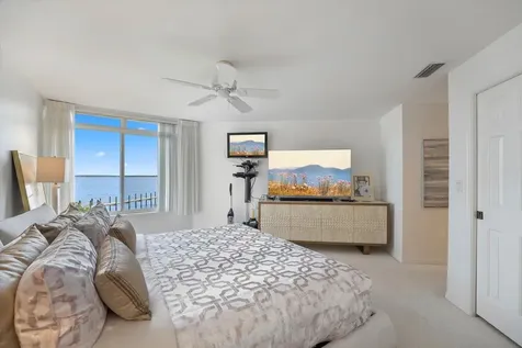 2370 Ne Ocean Boulevard Stuart FL 34996