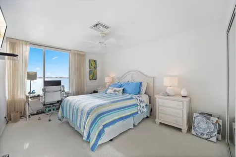 2370 Ne Ocean Boulevard Stuart FL 34996