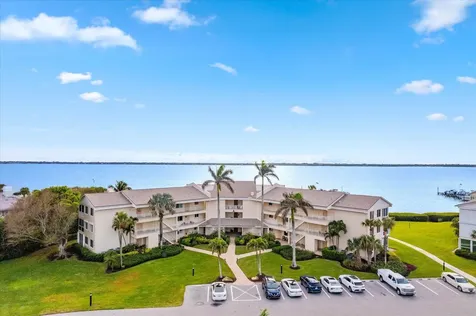 2370 Ne Ocean Boulevard Stuart FL 34996