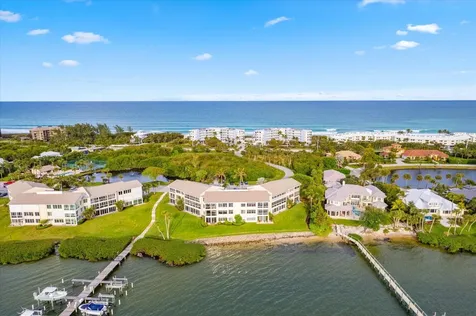 2370 Ne Ocean Boulevard Stuart FL 34996
