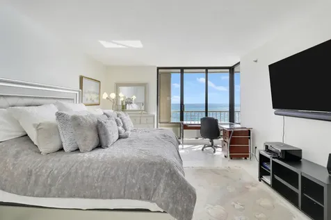 5250 N Ocean Drive Singer Island FL 33404