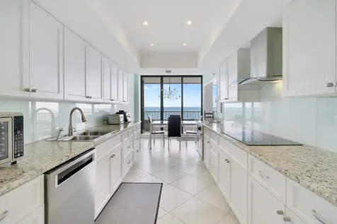5250 N Ocean Drive Singer Island FL 33404