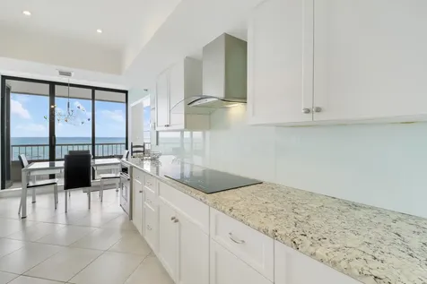 5250 N Ocean Drive Singer Island FL 33404