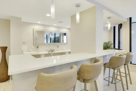 5250 N Ocean Drive Singer Island FL 33404