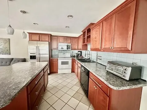 162 Waterford G Delray Beach FL 33446