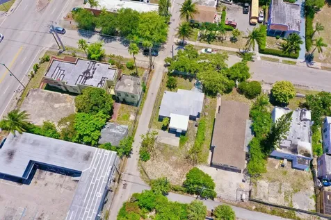 611 35th Street West Palm Beach FL 33407