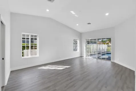 6000 Nw 63 Place Parkland FL 33067