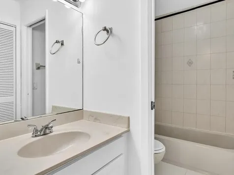 10830 Sw 72nd Street Miami FL 33173