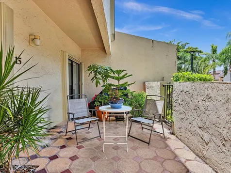 10830 Sw 72nd Street Miami FL 33173