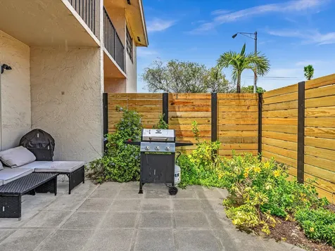 10830 Sw 72nd Street Miami FL 33173