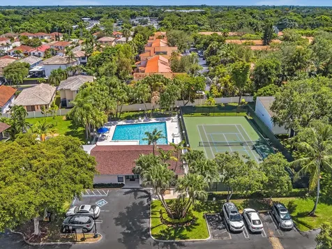 10830 Sw 72nd Street Miami FL 33173