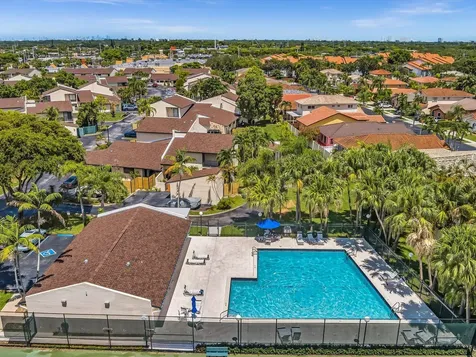 10830 Sw 72nd Street Miami FL 33173