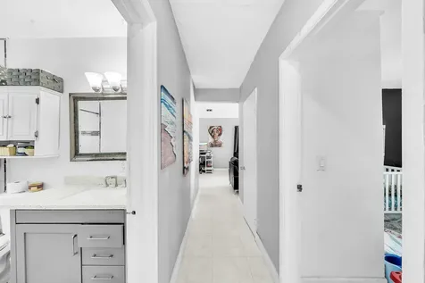 808 41st Street West Palm Beach FL 33407