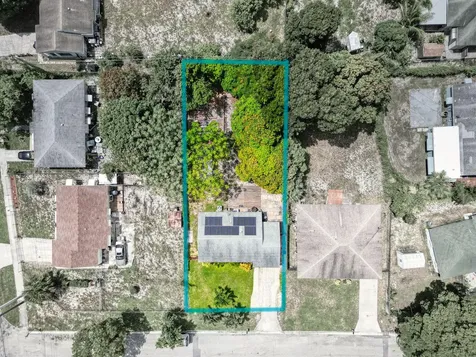 808 41st Street West Palm Beach FL 33407