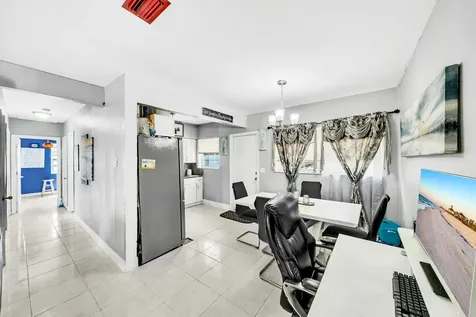 808 41st Street West Palm Beach FL 33407