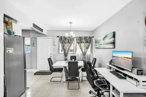 808 41st Street West Palm Beach FL 33407