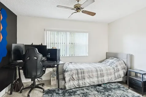 1891 N 61st Avenue Hollywood FL 33024