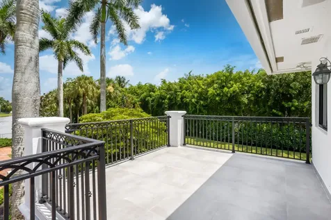 18743 Long Lake Drive Boca Raton FL 33496