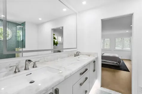 18743 Long Lake Drive Boca Raton FL 33496
