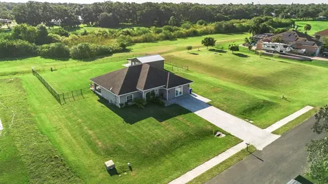 1402 Se 12th Drive Okeechobee FL 34974