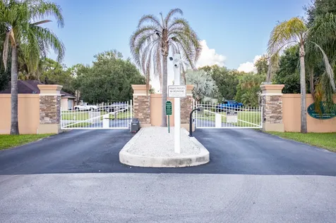 1402 Se 12th Drive Okeechobee FL 34974