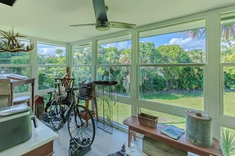 2929 Se Ocean Boulevard Stuart FL 34996