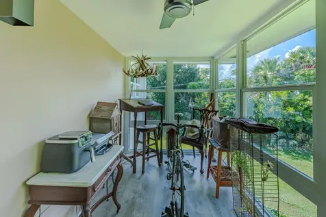 2929 Se Ocean Boulevard Stuart FL 34996