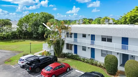 2929 Se Ocean Boulevard Stuart FL 34996
