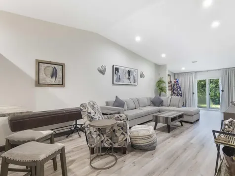 8652 Overset Lane Boca Raton FL 33496