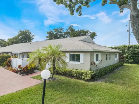 8652 Overset Lane Boca Raton FL 33496