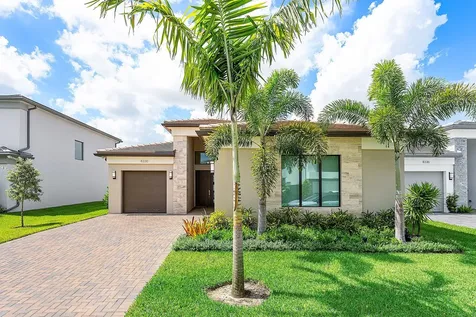 8330 Essex Country Club Drive Boca Raton FL 33434