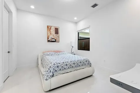 8330 Essex Country Club Drive Boca Raton FL 33434