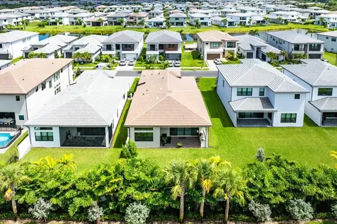 8330 Essex Country Club Drive Boca Raton FL 33434